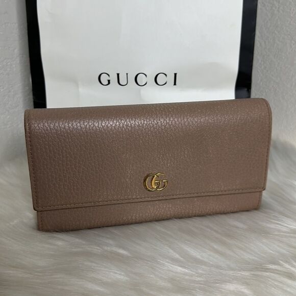 💯Authentic Gucci Zipped Around Long Wallet 🍀 - Picture 15 of 16